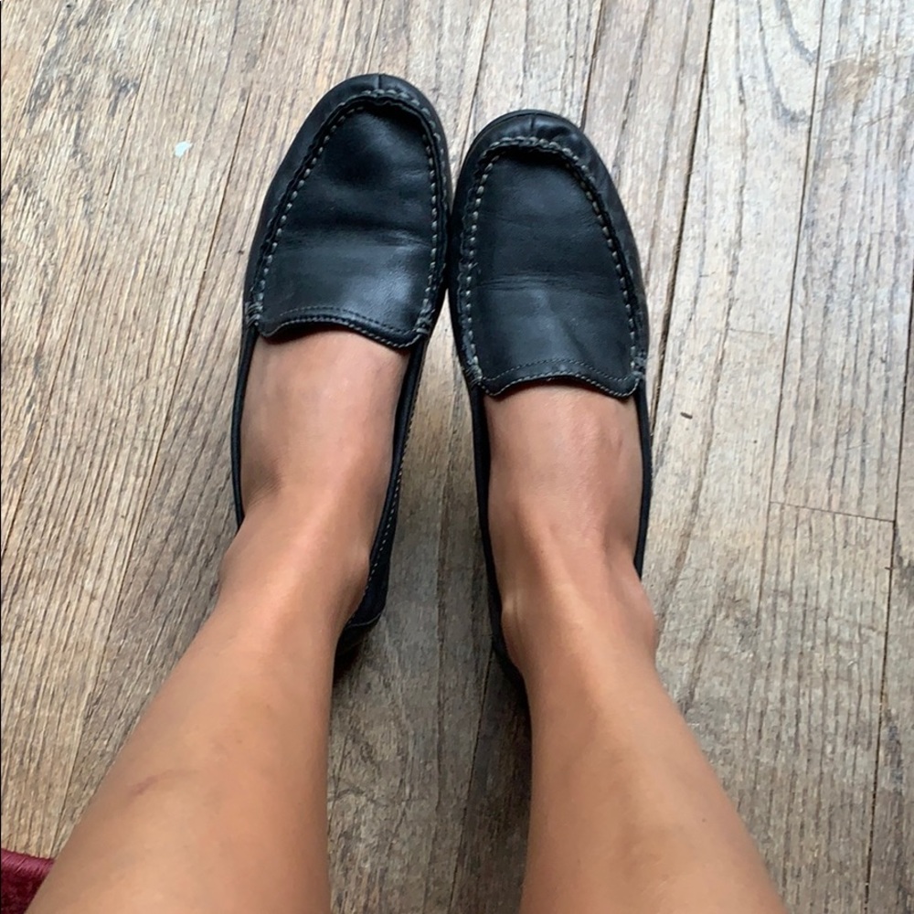 Naturalizer Black loafers